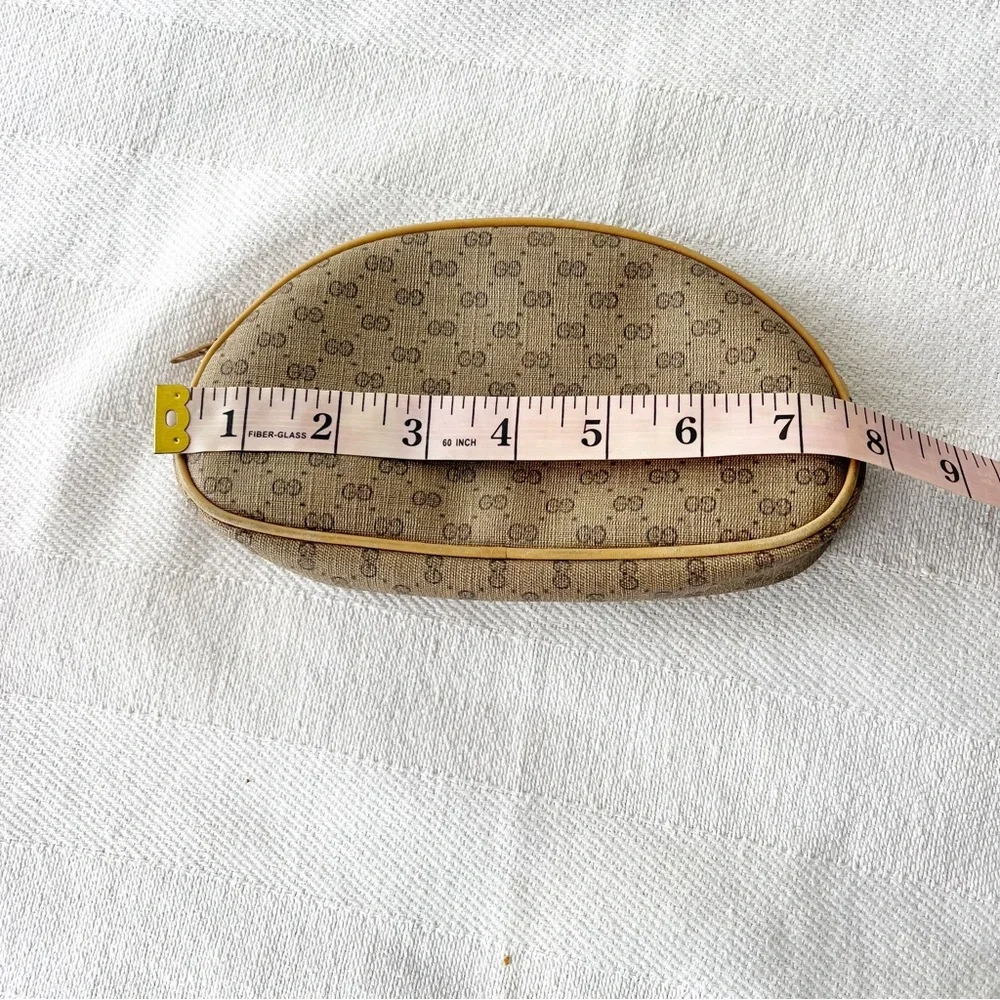 GUCCI Vintage Small Cosmetic Case Authentic GG - Picture 6 of 8